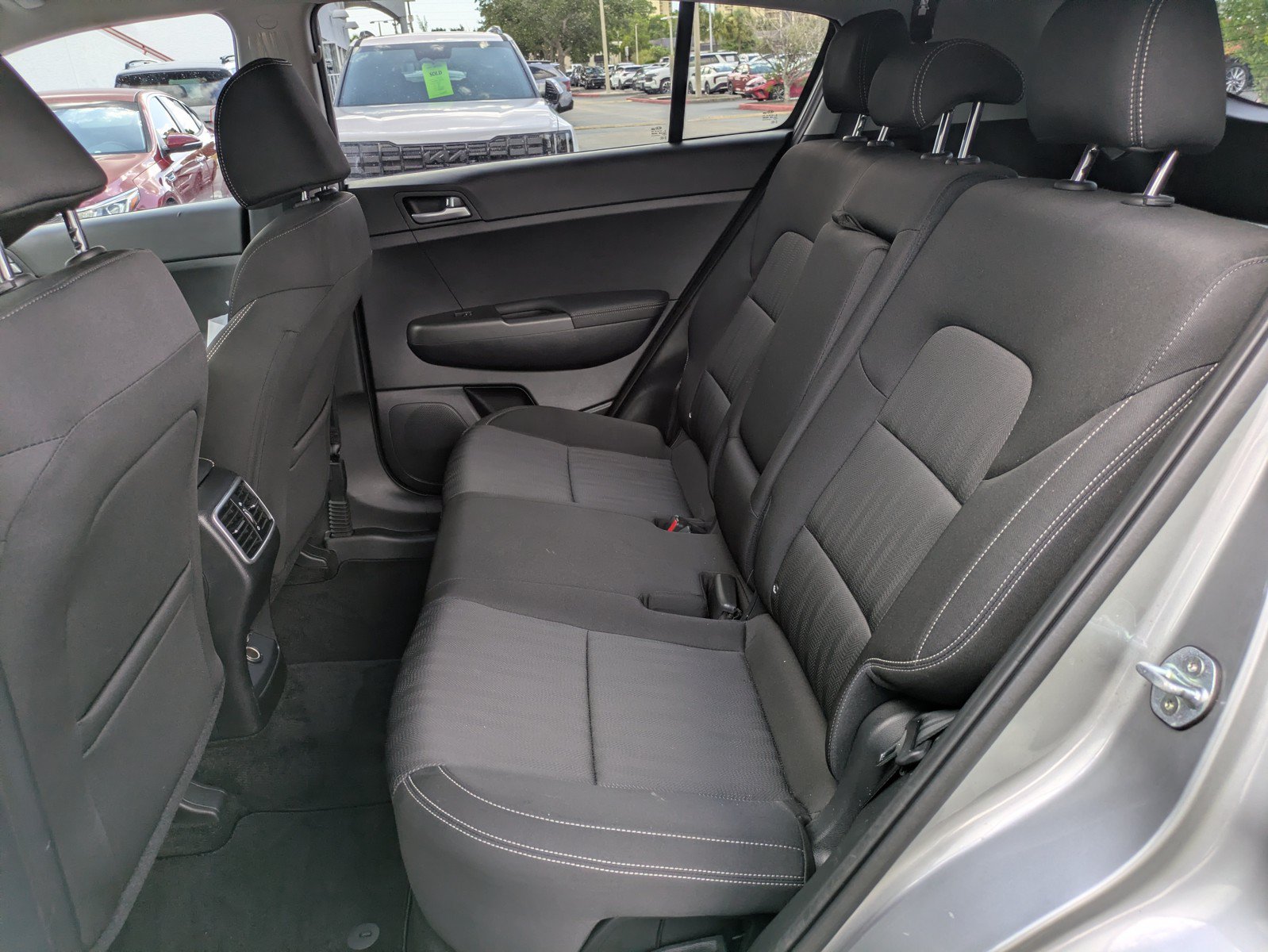 Certified 2021 Kia Sportage LX FWD image 11