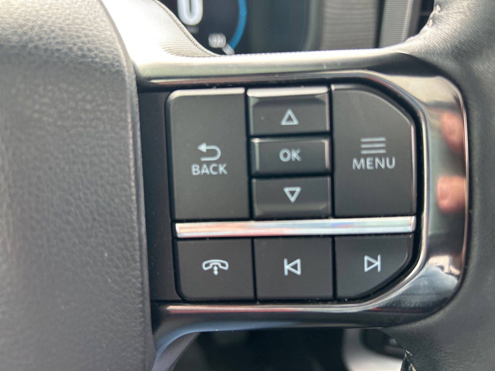 Certified 2022 Ford F150 Platinum w/ Equipment Group 701A High image 25