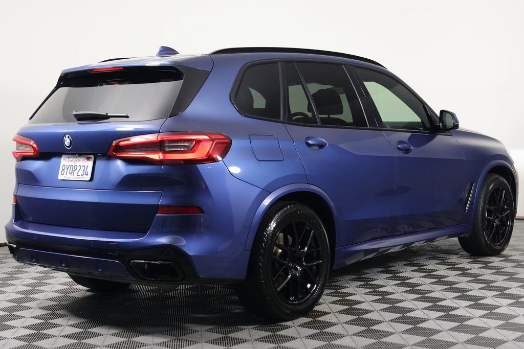 Used 2019 BMW X5 xDrive50i w/ M Sport Package AWD/4WD image 4