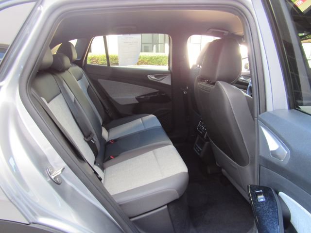 Used 2023 Volkswagen ID.4 2WD image 24