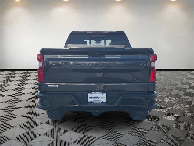 Used 2024 Chevrolet Silverado 1500 ZR2 w/ Technology Package image 6