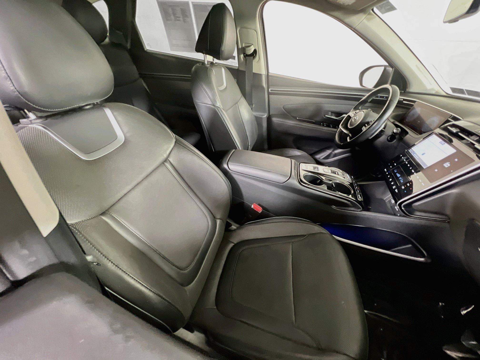 Used 2023 Hyundai Tucson Limited AWD/4WD image 27