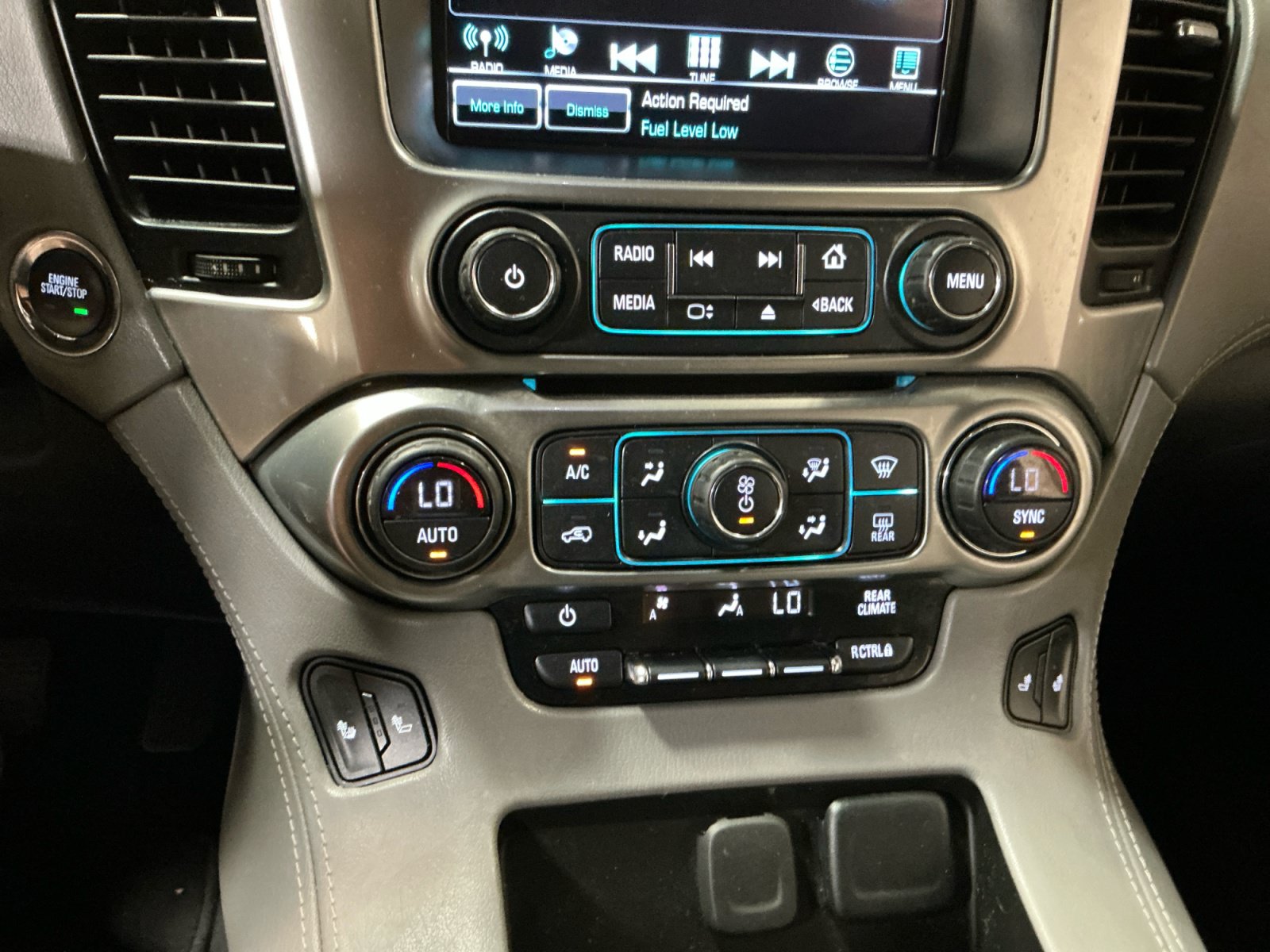 Used 2020 Chevrolet Suburban LT AWD/4WD image 12