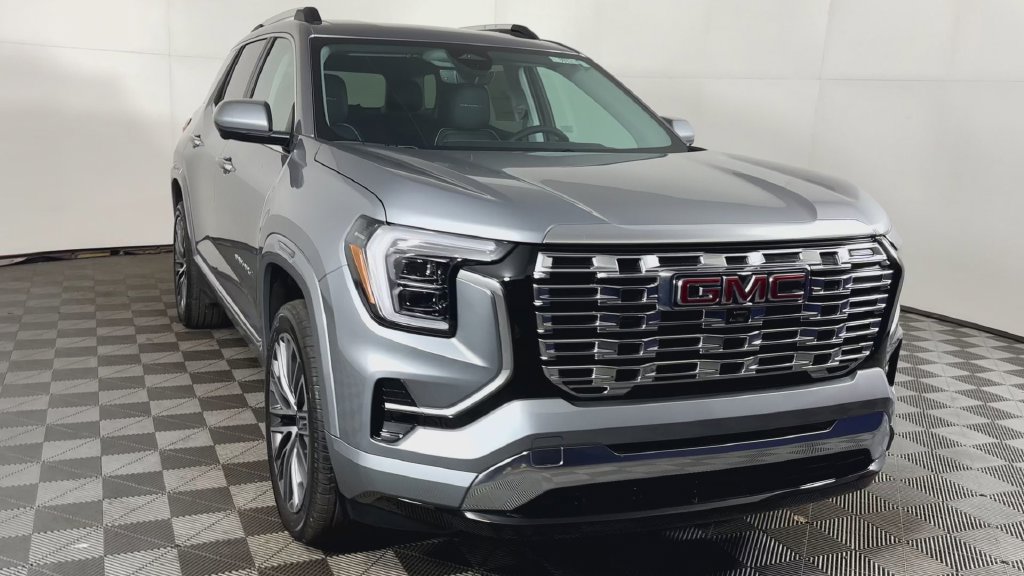 New 2027 GMC Terrain Denali w/ LPO, Floor Liner Package AWD/4WD image 3