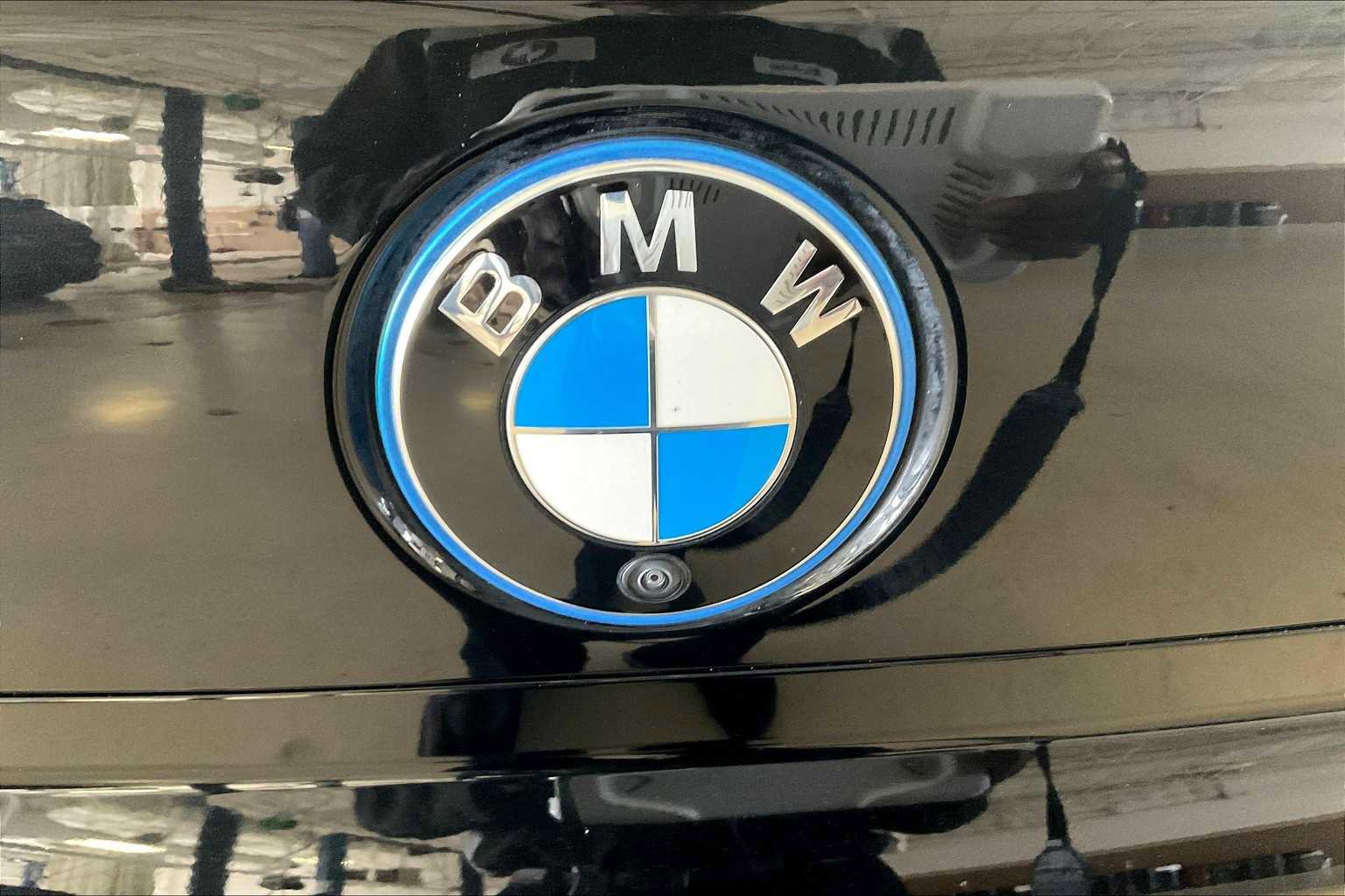 Used 2023 BMW i7 xDrive60 image 31