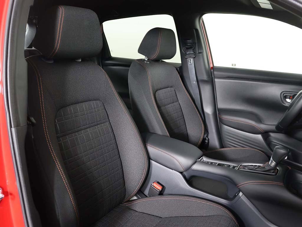 Used 2025 Honda HR-V Sport image 26