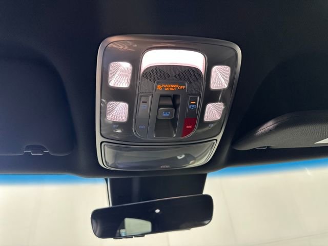 Used 2025 Genesis GV60 Advanced image 25