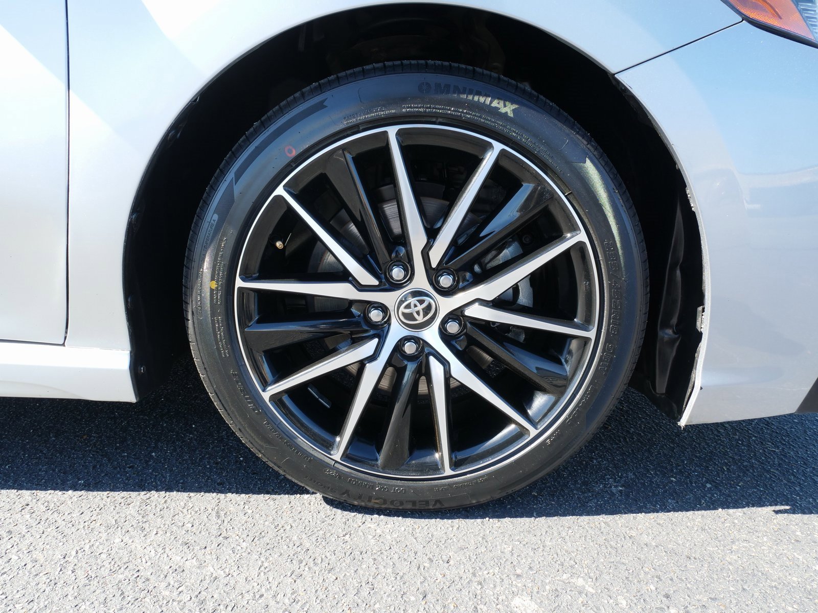 Used 2022 Toyota Camry SE w/ Convenience Package image 11