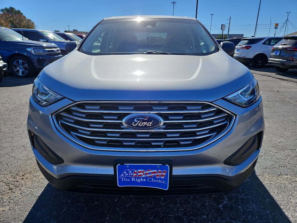 Used 2022 Ford Edge SE image 3