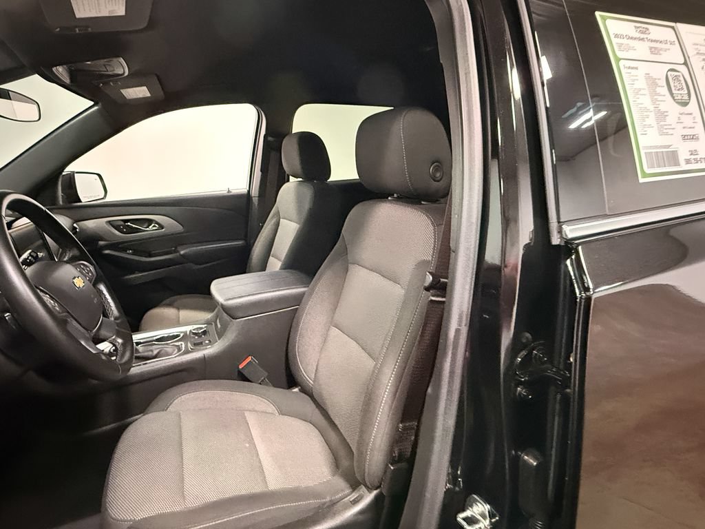 Used 2023 Chevrolet Traverse LT AWD/4WD image 59