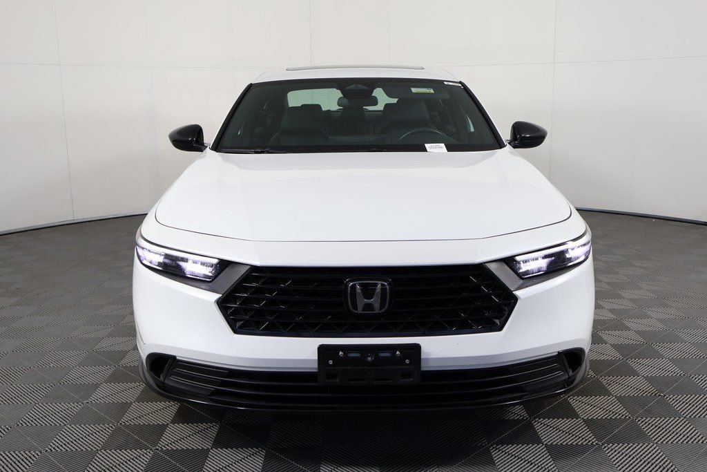 Used 2024 Honda Accord Sport image 2