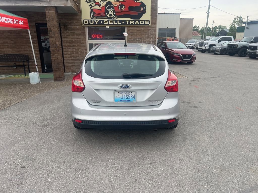 Used 2014 Ford Focus Titanium FWD image 4