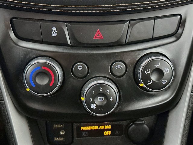 Used 2018 Chevrolet Trax LS FWD image 22