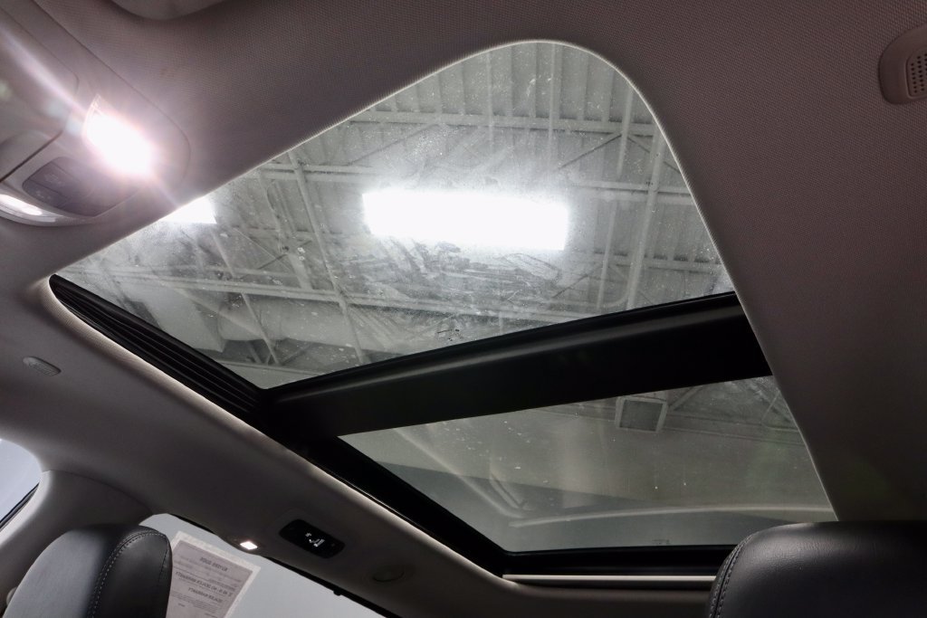 Used 2019 Chrysler Pacifica Limited FWD image 30