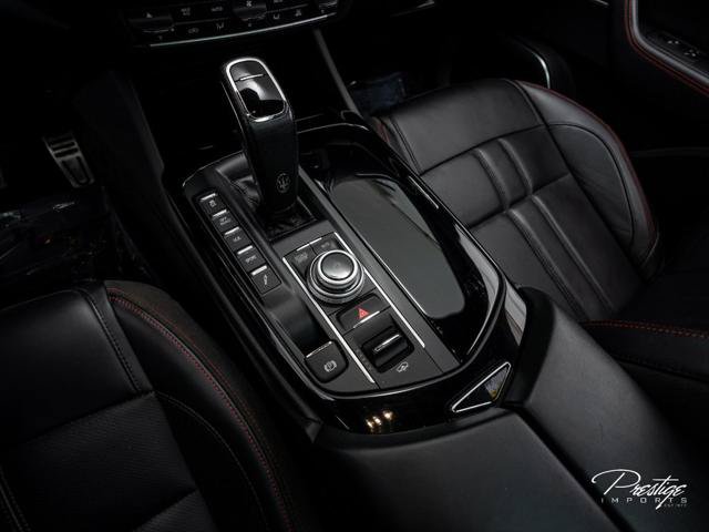 Used 2022 Maserati Levante Modena AWD/4WD image 25
