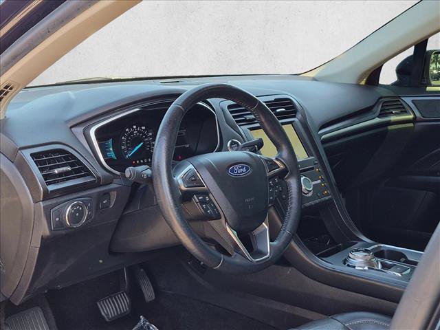 Used 2020 Ford Fusion Titanium AWD/4WD image 10