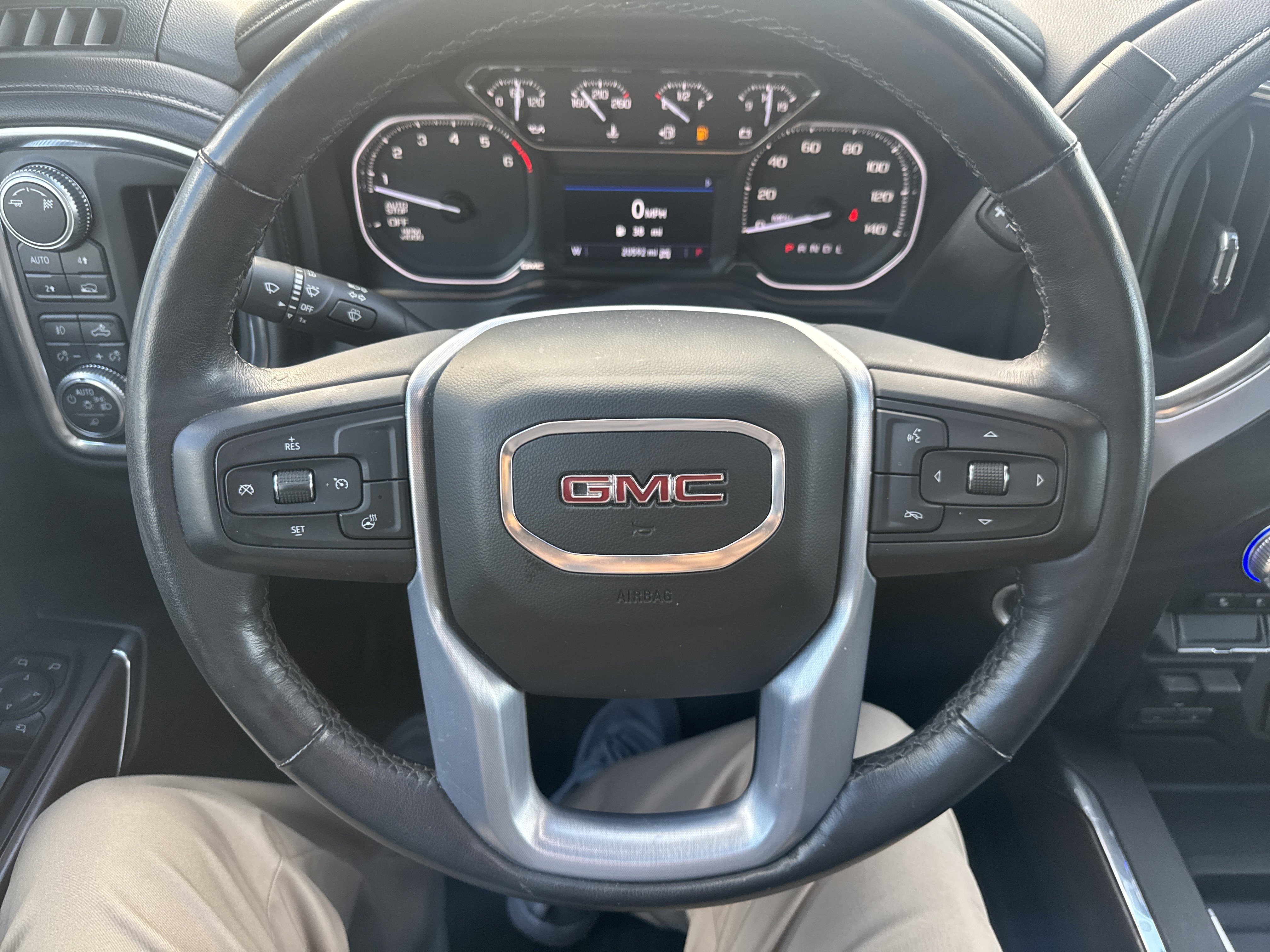 Used 2019 GMC Sierra 1500 SLT w/ SLT Premium Package image 17