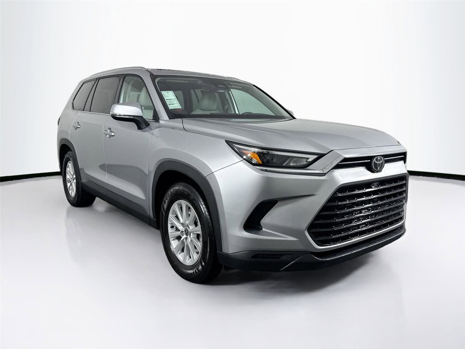 Certified 2024 Toyota Grand Highlander XLE image 10