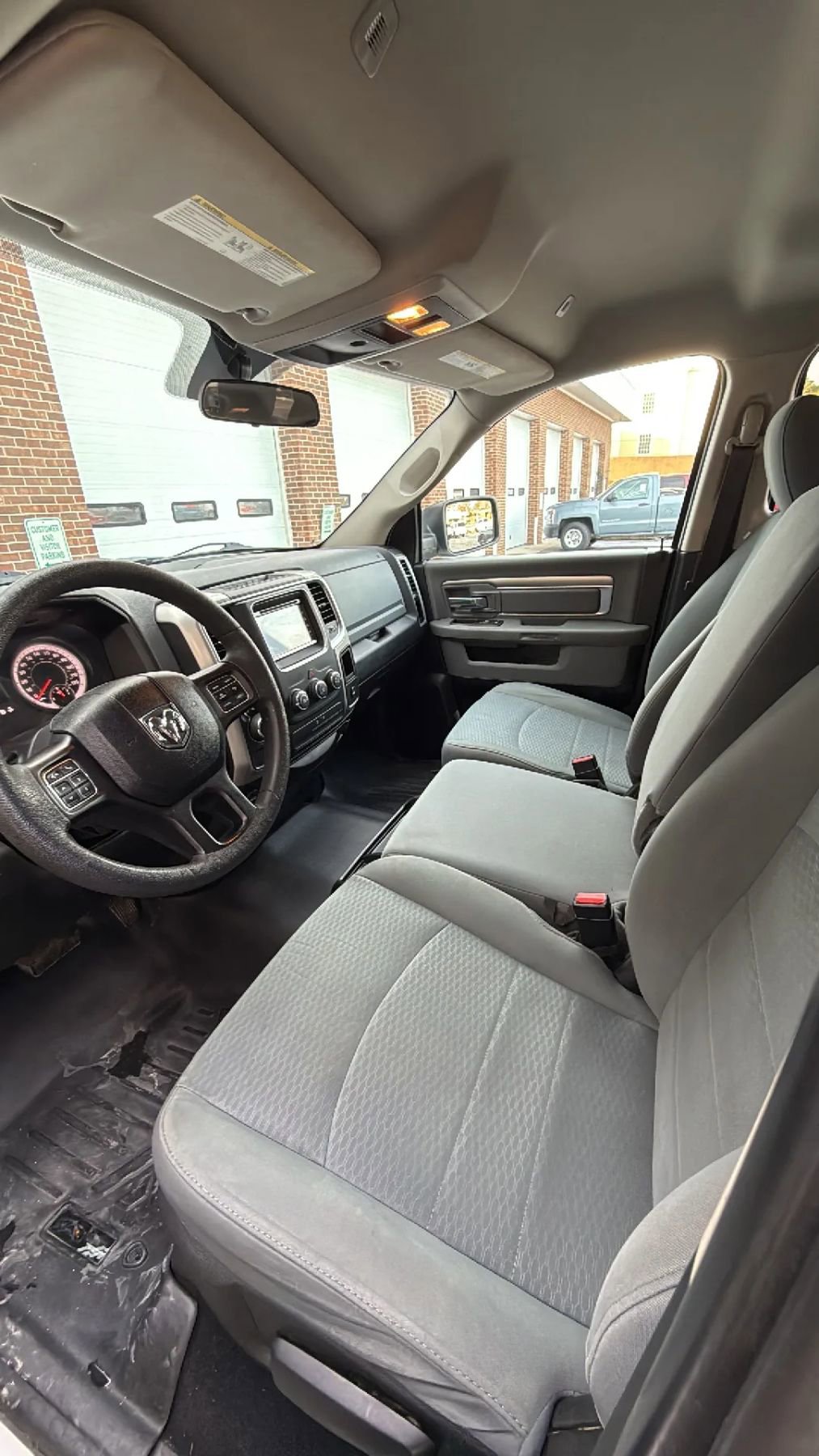 Used 2019 RAM 1500 Classic SLT RWD image 18
