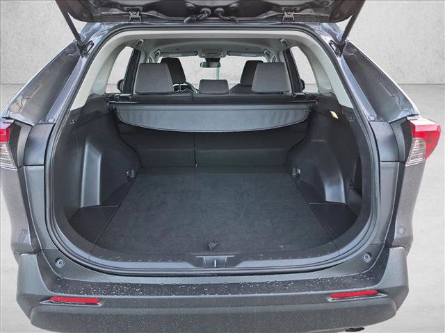 Used 2025 Toyota RAV4 XLE FWD image 6