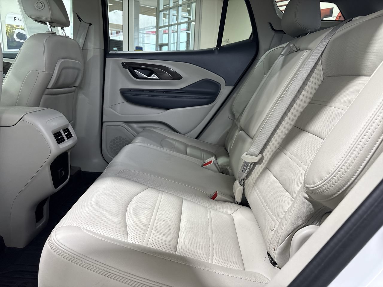 Used 2024 GMC Terrain Denali w/ LPO, Cargo Package AWD/4WD image 23