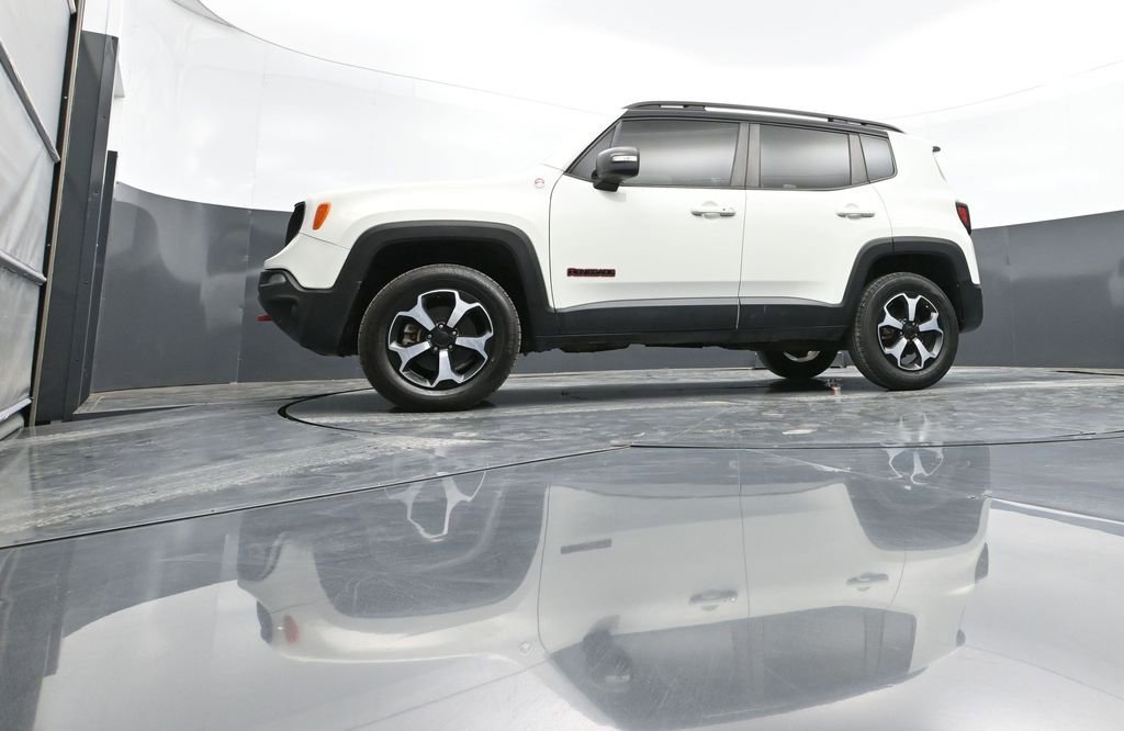 Used 2020 Jeep Renegade Trailhawk w/ UConnect 8.4 Nav Group AWD/4WD image 42