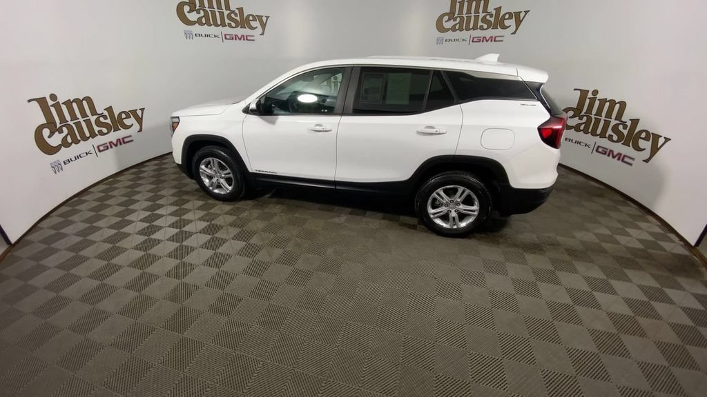 Used 2023 GMC Terrain SLE AWD/4WD image 5