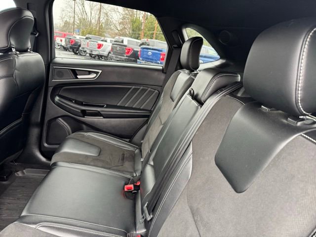 Used 2019 Ford Edge ST w/ Convenience Package image 34