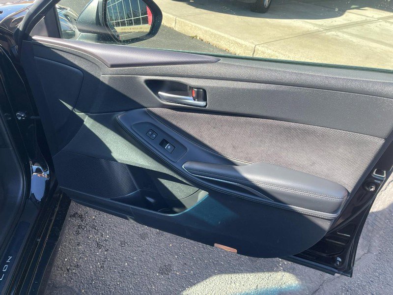 Used 2019 Toyota Avalon Touring w/ All Weather Liner Package image 13