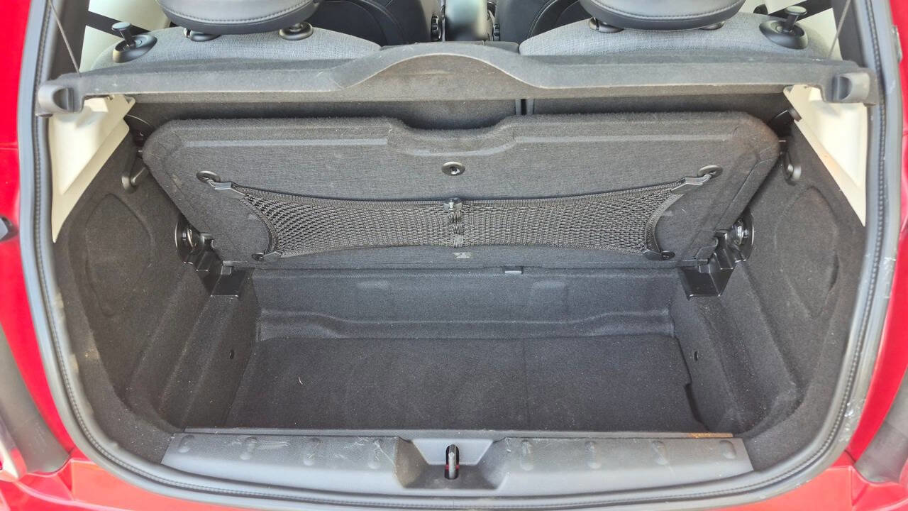 Used 2015 MINI Cooper 2-Door Hardtop image 51