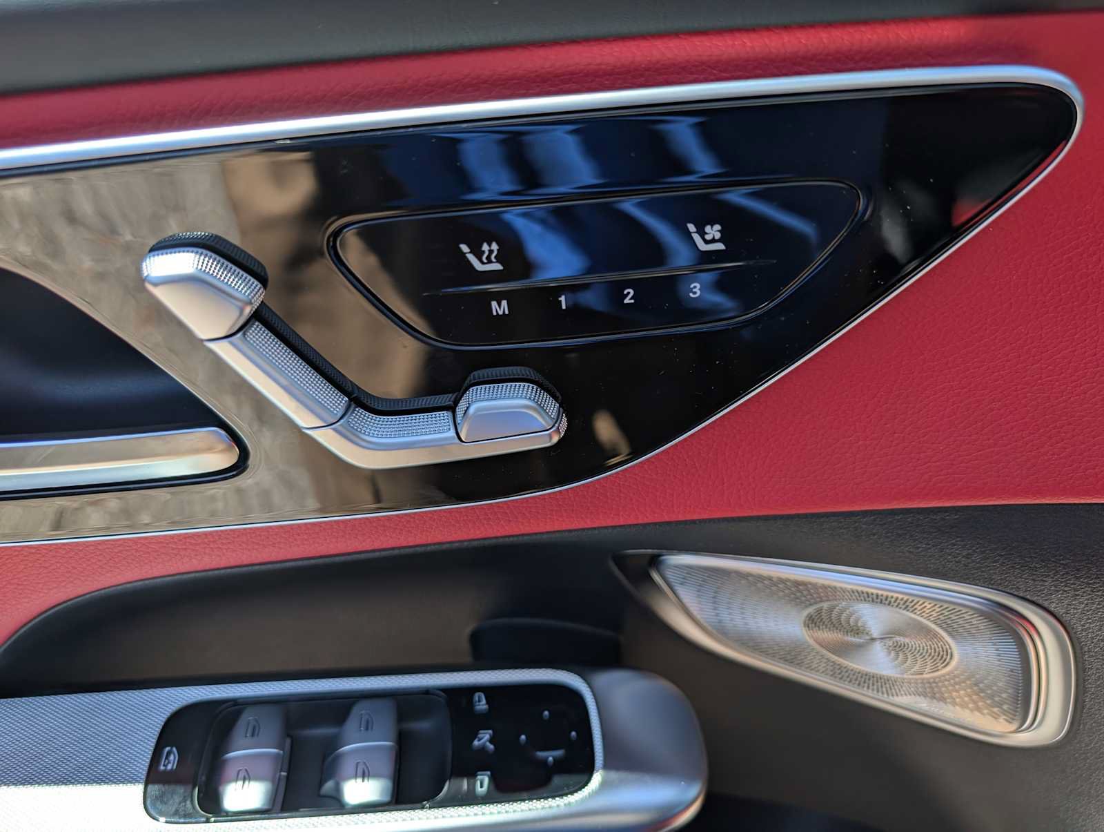 New 2026 Mercedes-Benz GLC 300 4MATIC image 31