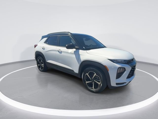 Used 2021 Chevrolet TrailBlazer RS w/ Driver Confidence Package image 2