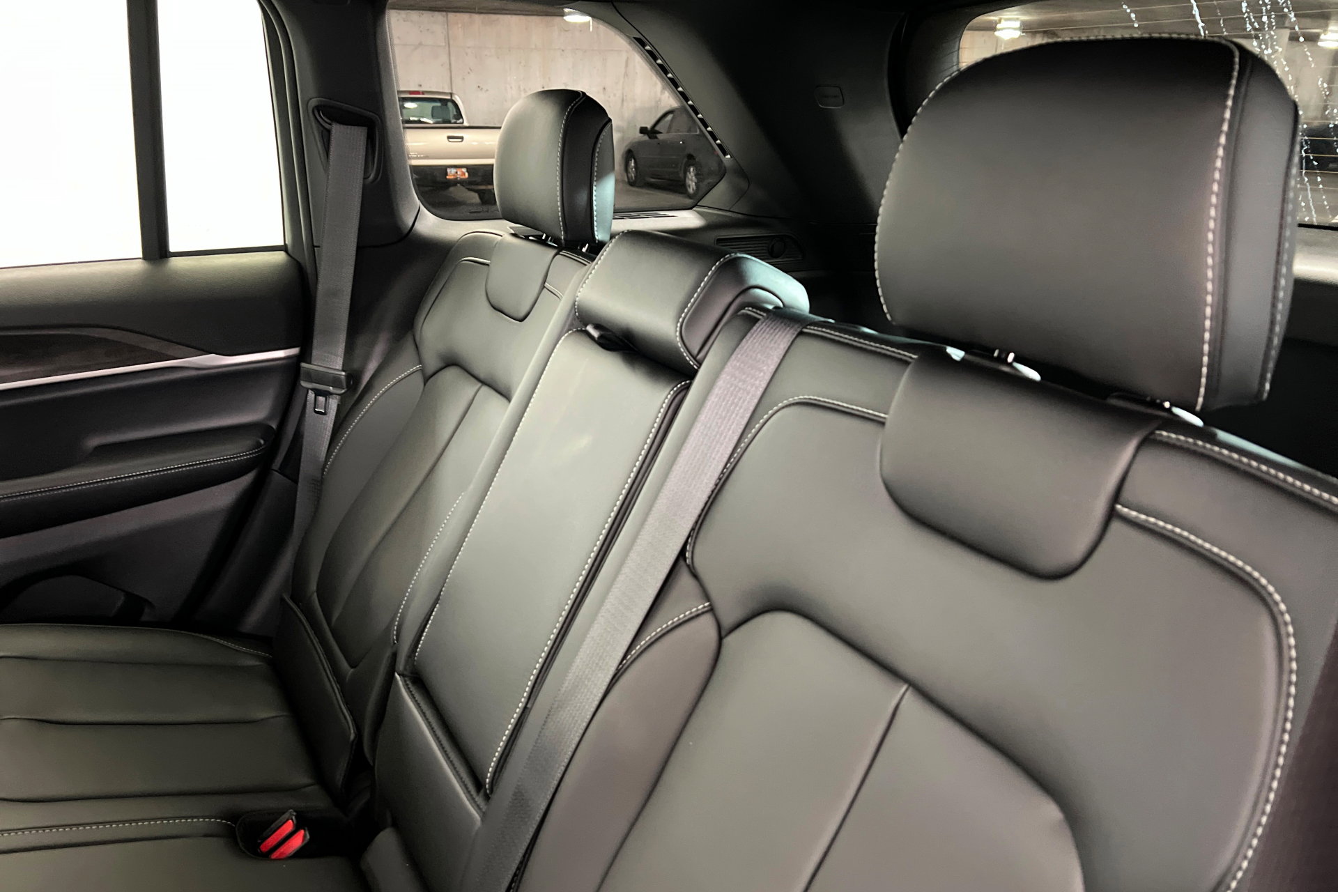 New 2026 Jeep Grand Cherokee Limited w/ Limited Altitude Package AWD/4WD image 20