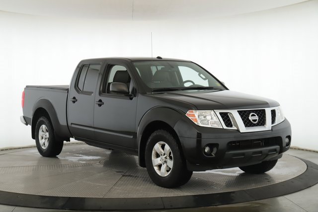 Used 2013 Nissan Frontier SV w/ SV Value Truck Pkg image 2