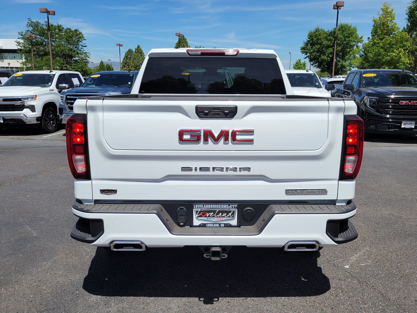 New 2026 GMC Sierra 1500 Elevation w/ X31 Off-Road Package AWD/4WD image 11