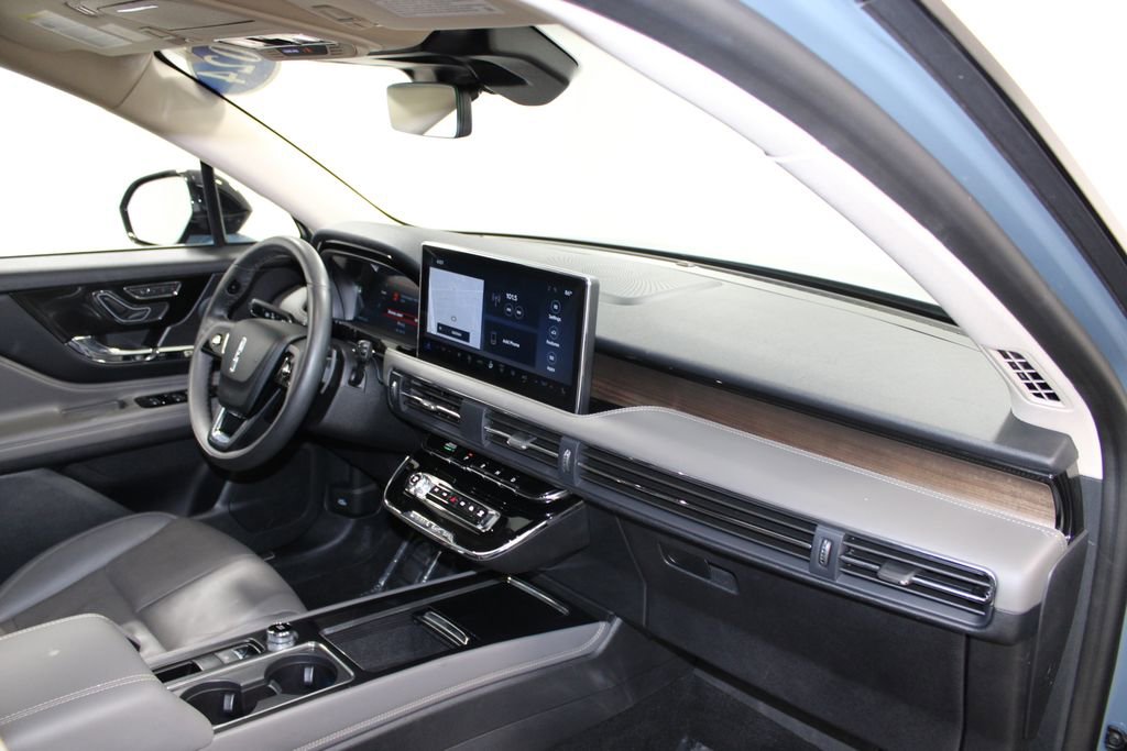 Used 2024 Lincoln Corsair Grand Touring w/ Equipment Group 301A image 28