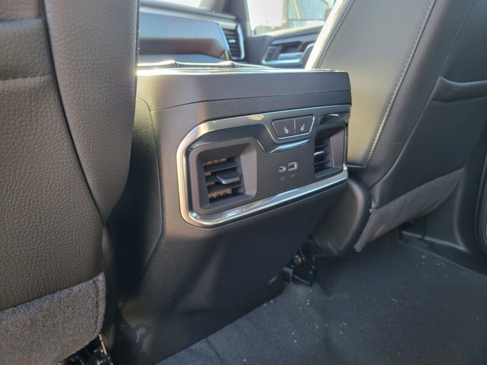 New 2026 GMC Sierra 2500 Denali w/ Denali Reserve Package image 28