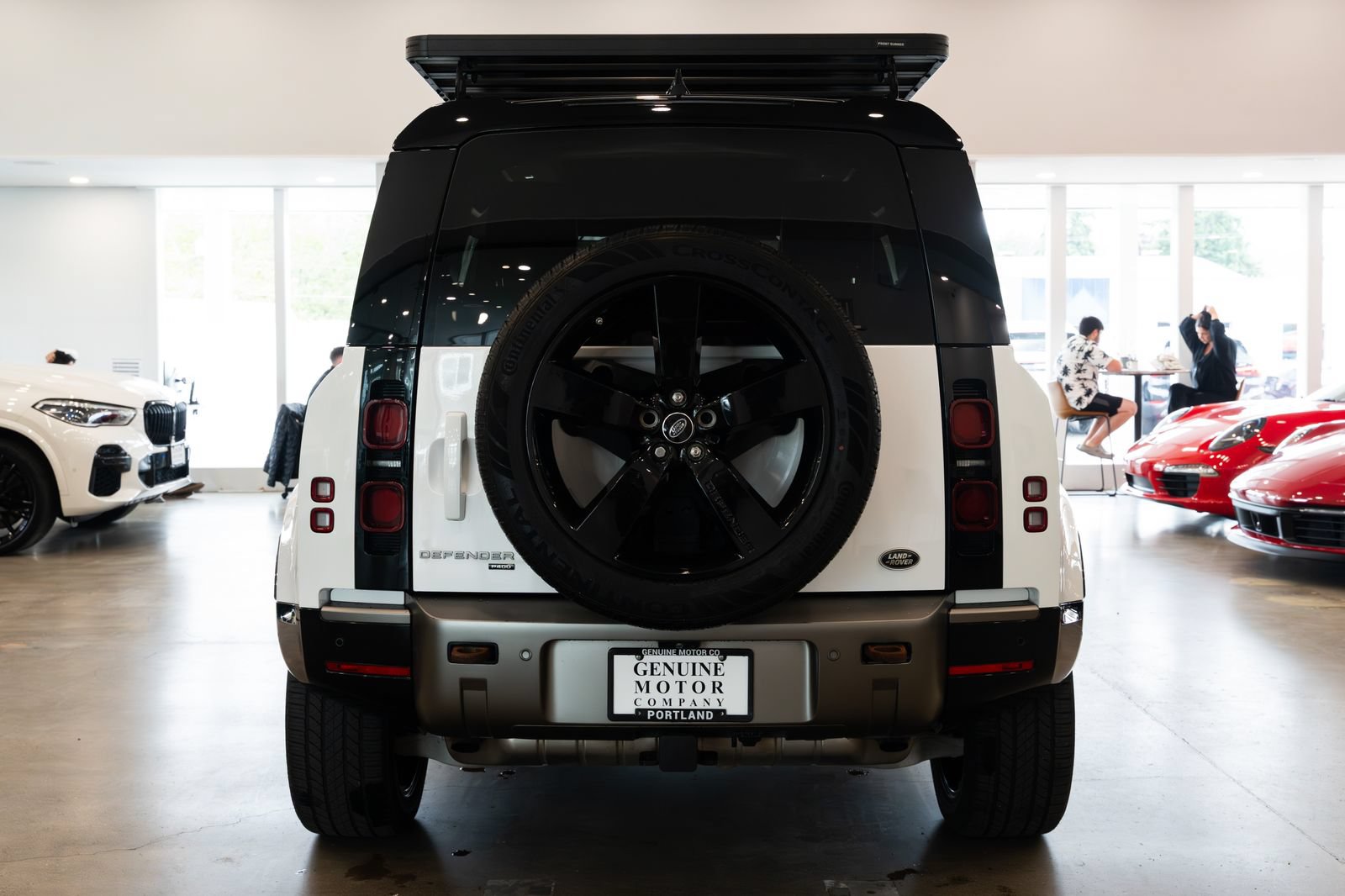 Used 2021 Land Rover Defender 90 X-Dynamic S AWD/4WD image 5