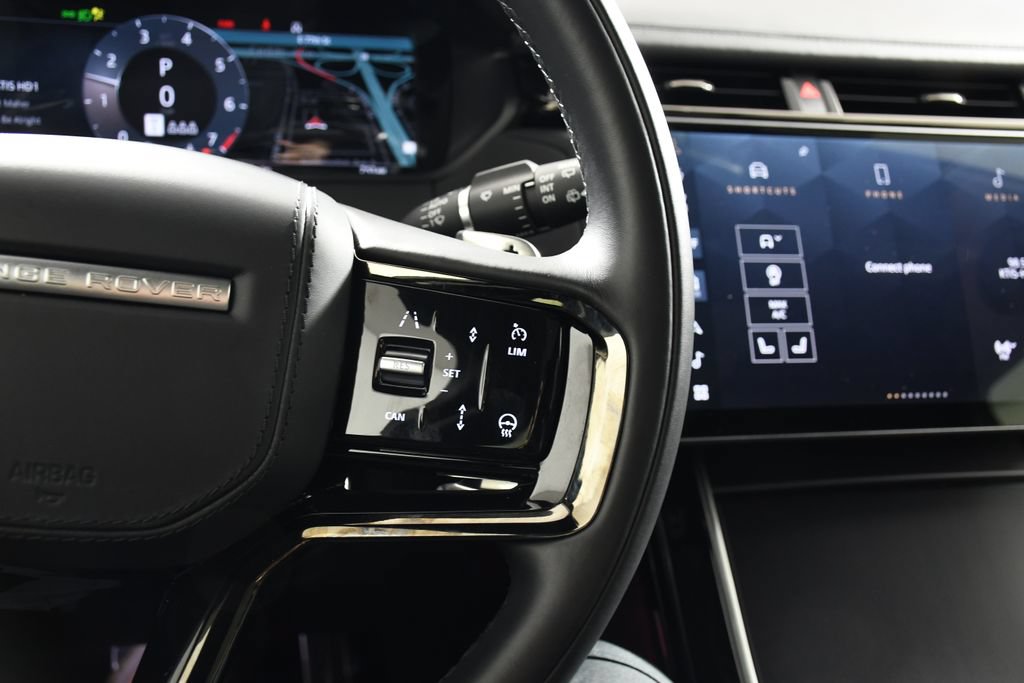 Certified 2026 Land Rover Range Rover Velar Dynamic SE AWD/4WD image 30