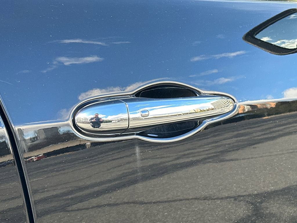 Used 2021 Maserati Levante GranSport image 9