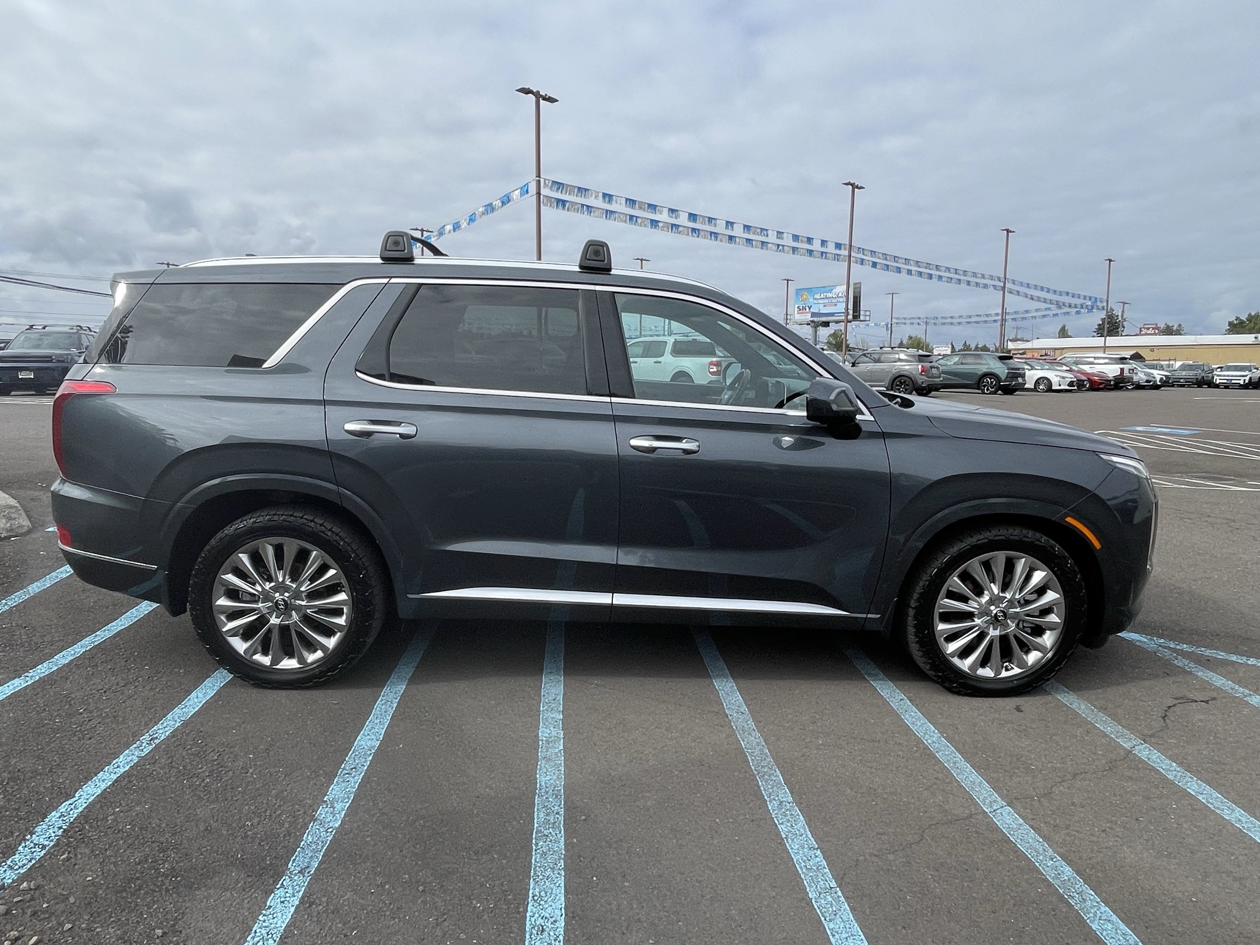Used 2020 Hyundai Palisade Limited w/ Winter Weather Package AWD/4WD image 6