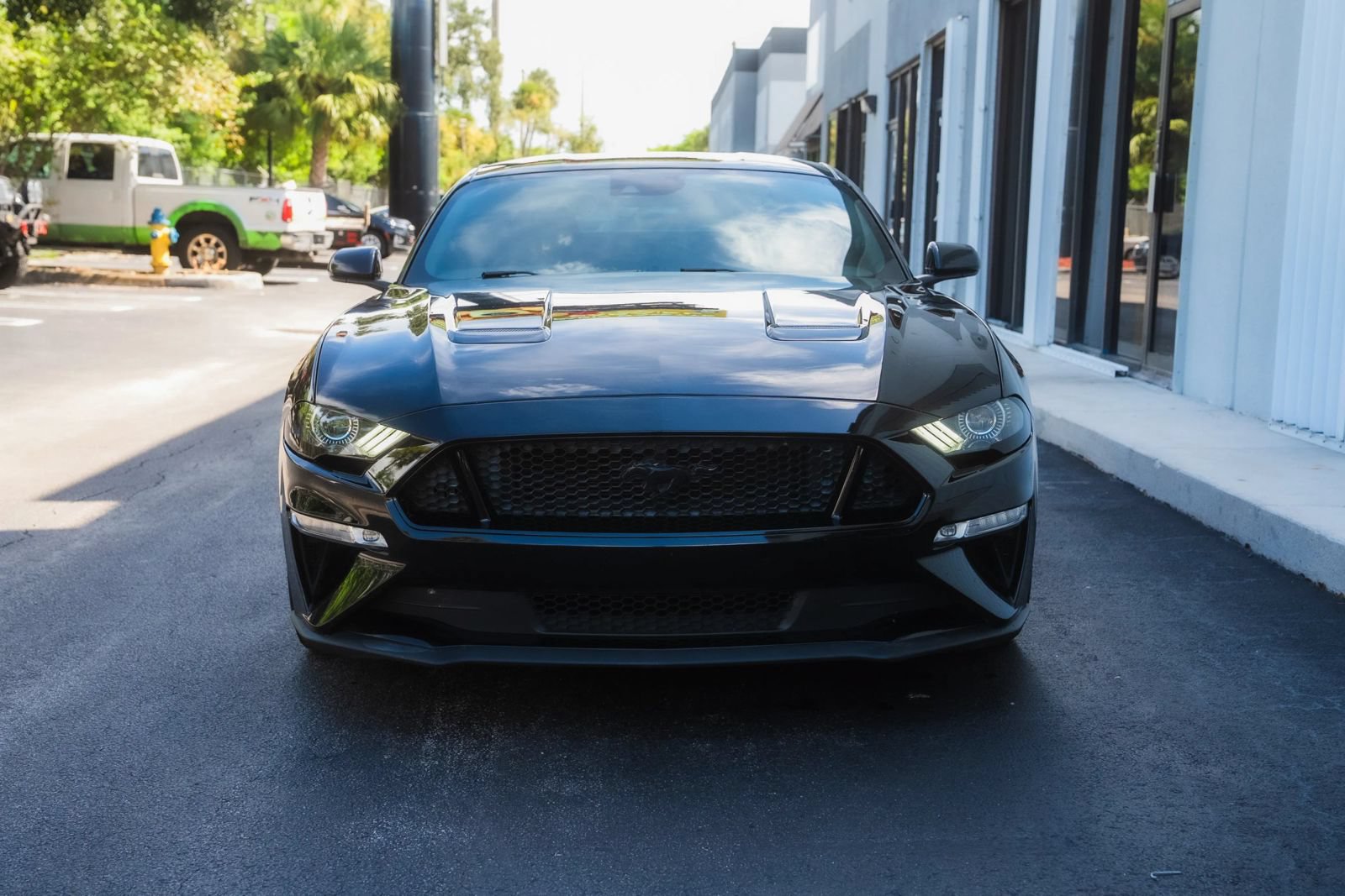 Used 2021 Ford Mustang GT Premium w/ Black Accent Package RWD image 3