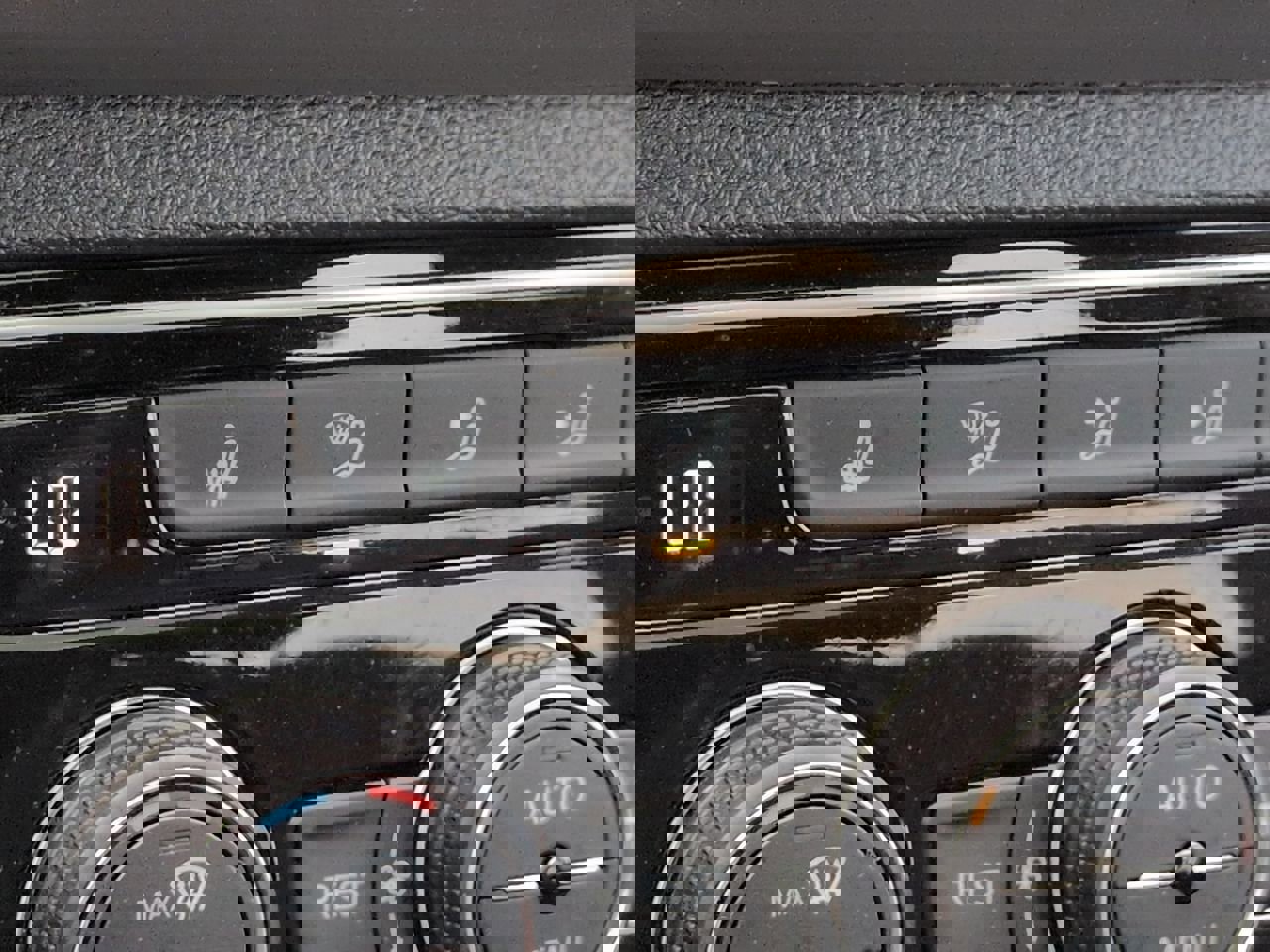 Used 2023 Volkswagen Atlas SE w/ Panoramic Sunroof Package image 22