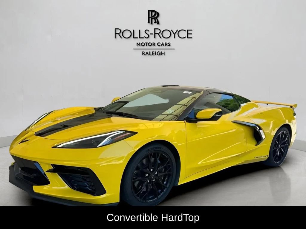 Used 2025 Chevrolet Corvette Stingray Premium Conv w/ Z51 Performance Package RWD image 9