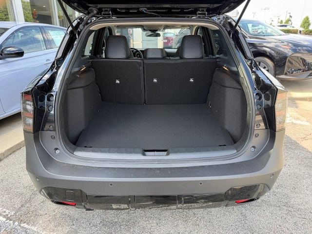 New 2026 Nissan Kicks SR w/ Cold Weather Package AWD/4WD image 33