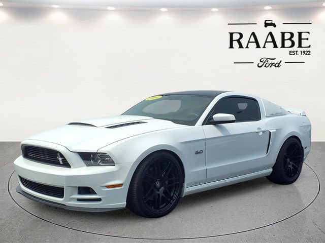 Used 2014 Ford Mustang GT Premium w/ Electronics Package RWD image 3