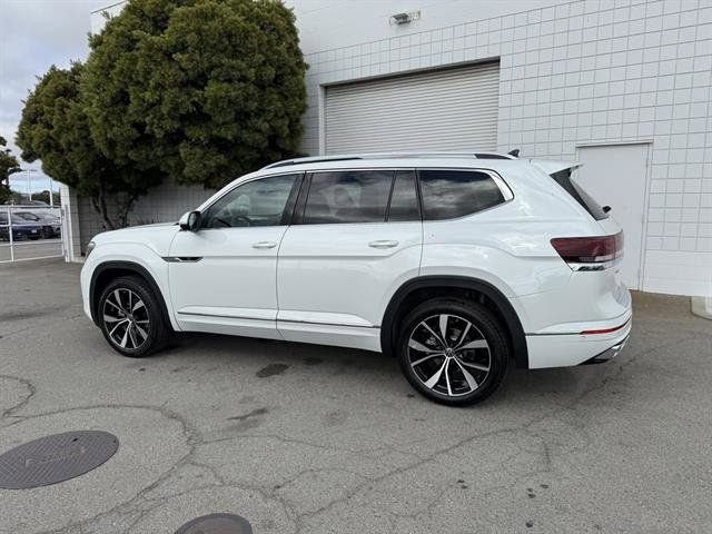 New 2025 Volkswagen Atlas SEL Premium R-Line image 3