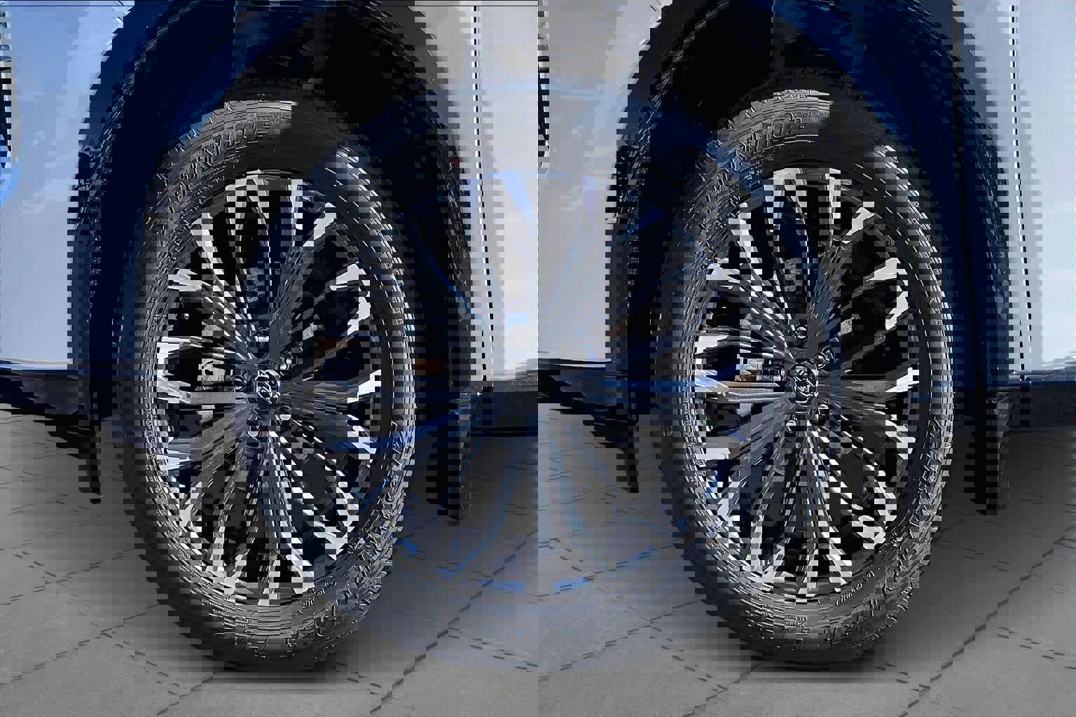 New 2026 Nissan Rogue Platinum image 11