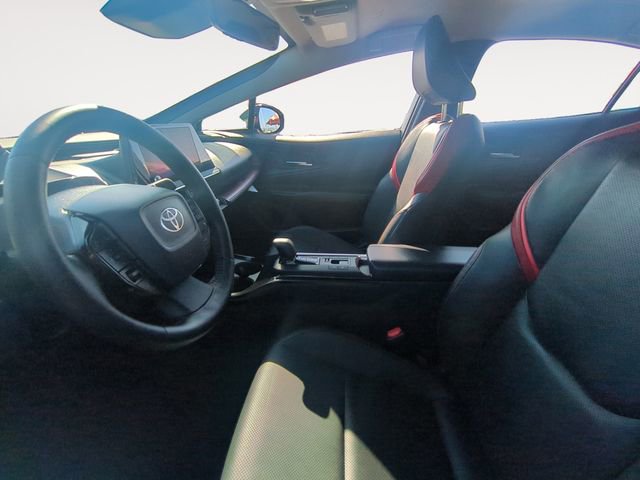 New 2026 Toyota Prius Plug-In Hybrid FWD image 9