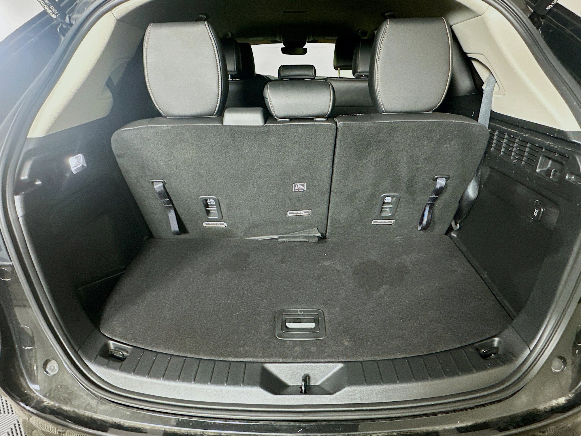 Used 2025 MAZDA CX-90 3.3 Turbo w/ Select Package AWD/4WD image 30